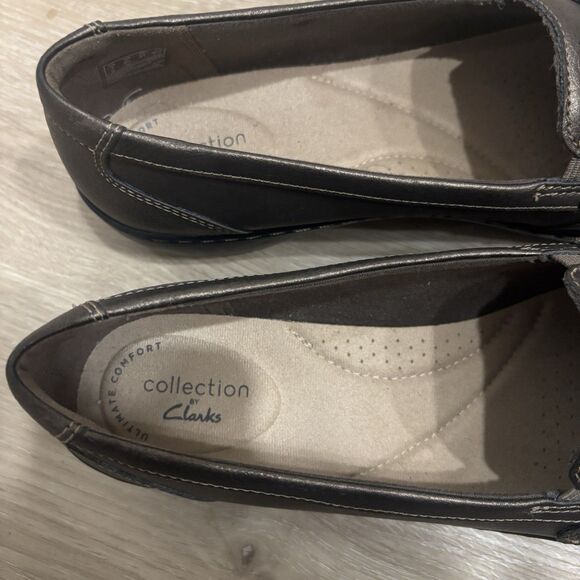 Clarks Womens Cora Daisy Loafer Size 9.5 M Brown Leather Slip On Flat Never Worn - Picture 7 of 13